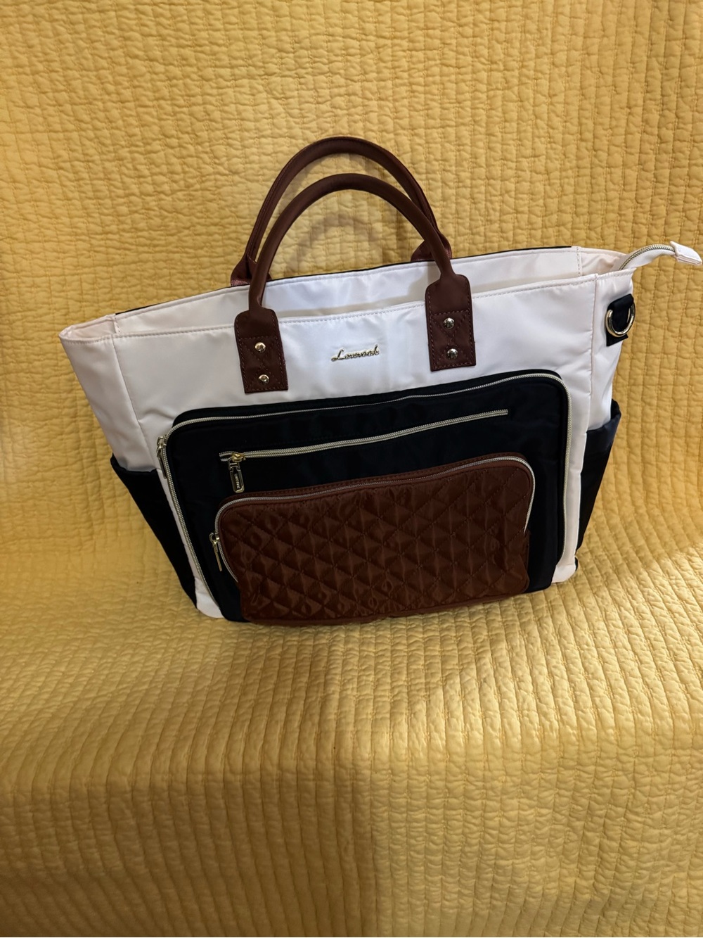 Lennonok White Tote with Black & Quilted Brown Front Pocket